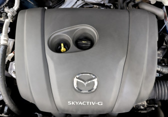 Подержанный автомобиль Mazda CX-5 2020 года (9 фото)