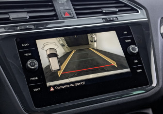 Подержанный автомобиль Volkswagen Tiguan 2020 года (26 фото)