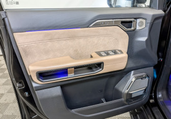 Подержанный автомобиль Jetour T2 2024 года (18 фото)