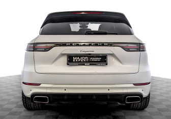 Подержанный автомобиль Porsche Cayenne 2021 года (6 фото)