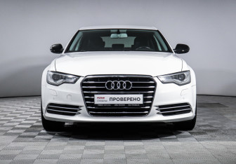 Подержанный автомобиль Audi A6 Sedan 2011 года (2 фото)
