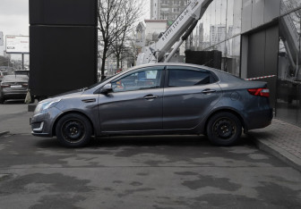 Подержанный автомобиль Kia Rio Sedan 2012 года (8 фото)