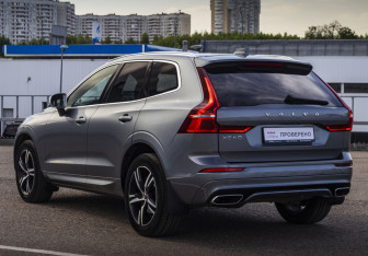 Подержанный автомобиль Volvo XC60 2018 года (7 фото)