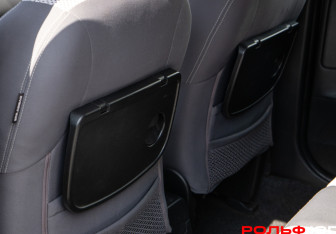 Подержанный автомобиль Nissan Note 2008 года (11 фото)