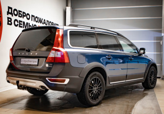 Подержанный автомобиль Volvo XC70 2008 года (4 фото)