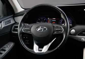 Подержанный автомобиль Hyundai Palisade 2022 года (15 фото)