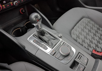 Подержанный автомобиль Audi A3 Hatchback 2013 года (27 фото)