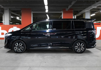 Подержанный автомобиль Hongqi HQ9 2022 года (8 фото)