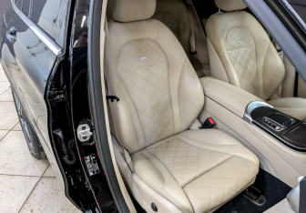 Подержанный автомобиль Mercedes-Benz GLC Coupe 2021 года (23 фото)