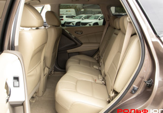 Подержанный автомобиль Nissan Murano Suv 2013 года (8 фото)