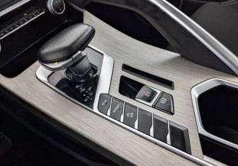 Подержанный автомобиль Geely Coolray 2023 года (30 фото)