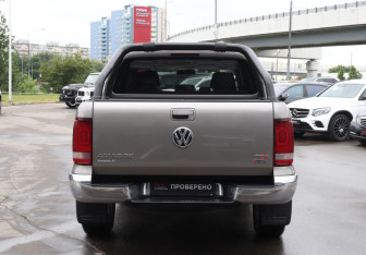 Подержанный автомобиль Volkswagen Amarok 2016 года (6 фото)