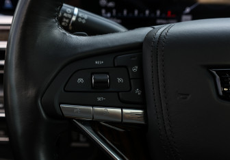 Подержанный автомобиль Cadillac Escalade Suv 2022 года (25 фото)