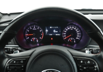 Подержанный автомобиль Kia Optima Sedan 2016 года (11 фото)