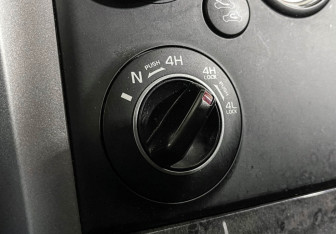 Подержанный автомобиль Suzuki Grand Vitara 2008 года (14 фото)