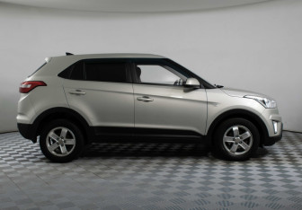 Подержанный автомобиль Hyundai Creta 2019 года (4 фото)