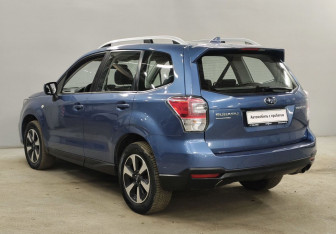 Подержанный автомобиль Subaru Forester Suv 2016 года (7 фото)