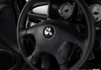 Подержанный автомобиль Mitsubishi Outlander 2006 года (11 фото)