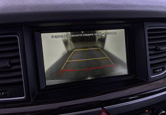 Подержанный автомобиль Genesis G70 2018 года (27 фото)