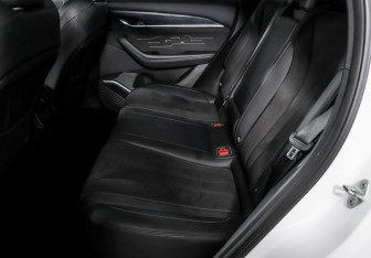 Подержанный автомобиль Geely Monjaro 2024 года (10 фото)