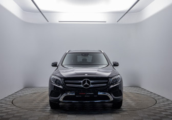 Подержанный автомобиль Mercedes-Benz GLC Coupe 2015 года (2 фото)