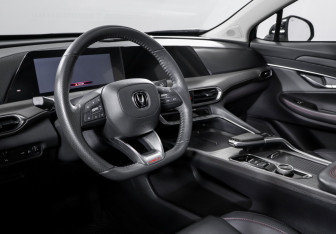 Подержанный автомобиль Changan UNI-T 2023 года (14 фото)