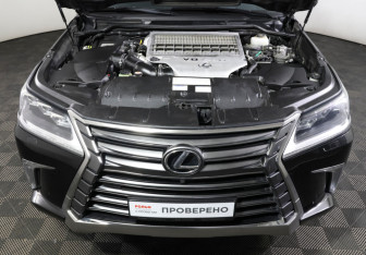 Подержанный автомобиль Lexus LX 2020 года (9 фото)