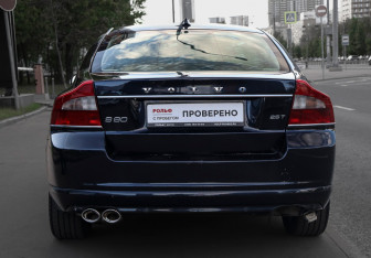 Подержанный автомобиль Volvo S80 2007 года (6 фото)