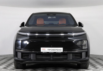 Подержанный автомобиль LiXiang L7 2023 года (2 фото)