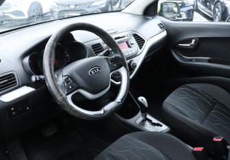 Подержанный автомобиль Kia Picanto 2011 года (13 фото)