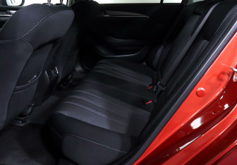 Подержанный автомобиль Mazda 6 Sedan 2020 года (18 фото)