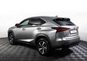 Подержанный автомобиль Lexus NX 2019 года (7 фото)
