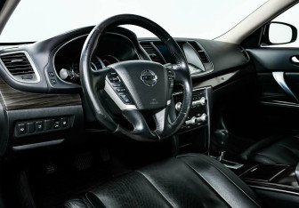 Подержанный автомобиль Nissan Teana 2013 года (8 фото)