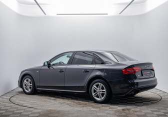 Подержанный автомобиль Audi A4 Sedan 2014 года (7 фото)