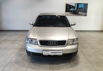 Подержанный автомобиль Audi A6 Sedan 2001 года (2 фото)