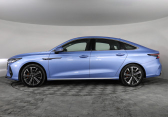 Подержанный автомобиль Chery Arrizo 8 2023 года (8 фото)