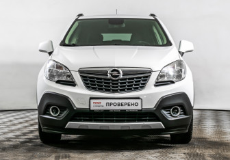Подержанный автомобиль Opel Mokka 2012 года (2 фото)