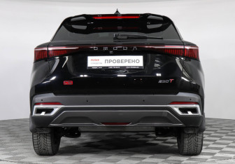 Подержанный автомобиль Omoda C5 2024 года (6 фото)