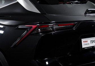 Подержанный автомобиль Jetour Dashing 2023 года (16 фото)