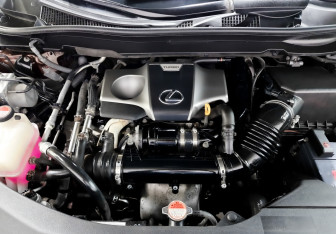 Подержанный автомобиль Lexus RX 2016 года (9 фото)