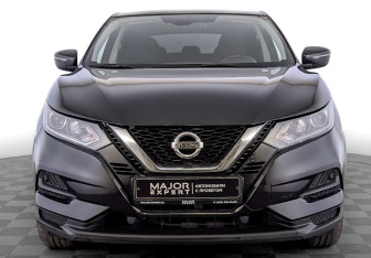 Подержанный автомобиль Nissan Qashqai 2021 года (2 фото)