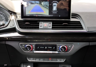 Подержанный автомобиль Audi Q5 2018 года (15 фото)