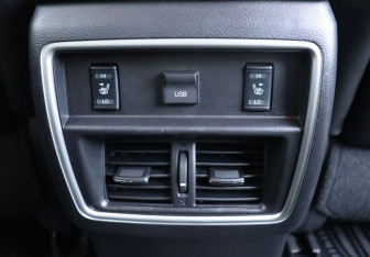 Подержанный автомобиль Nissan Murano Suv 2018 года (21 фото)