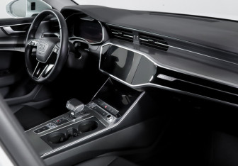 Подержанный автомобиль Audi A6 Sedan 2019 года (9 фото)