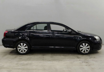 Подержанный автомобиль Toyota Avensis Sedan 2007 года (4 фото)