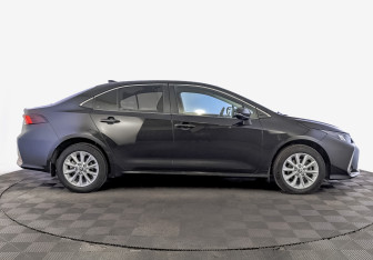 Подержанный автомобиль Toyota Corolla Sedan 2020 года (4 фото)