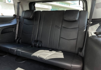 Подержанный автомобиль Cadillac Escalade Suv 2018 года (25 фото)