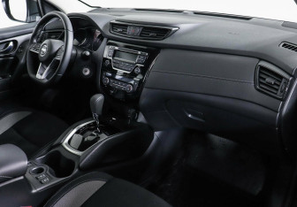 Подержанный автомобиль Nissan Qashqai 2021 года (6 фото)