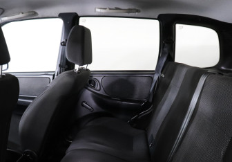 Подержанный автомобиль Chevrolet Niva 2018 года (12 фото)