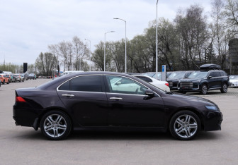 Подержанный автомобиль Honda Accord Sedan 2007 года (4 фото)